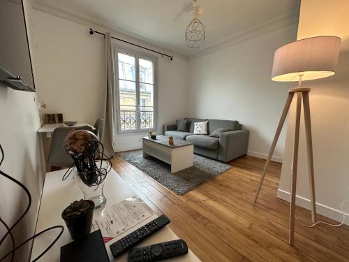 Appartement TROCADÉRO CHAMP ÉLYSÉE PARIS 19 Rue du Bouquet de Longchamp Paris