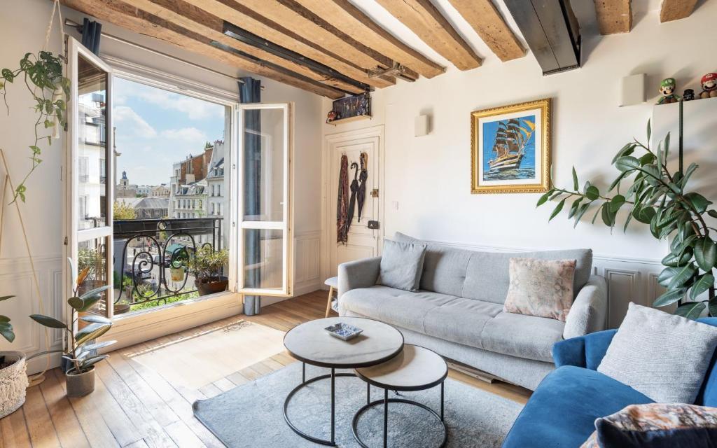 Appartement Typical Parisian Flat # Le Marais # Musée Picasso 22 Rue des Coutures Saint-Gervais, 75003 Paris