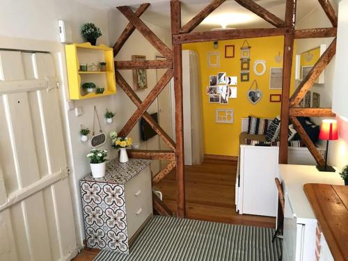 Appartement Typical studio in GREAT location! Tram 28! Travessa dos Poiais 13, 2º Lisbonne