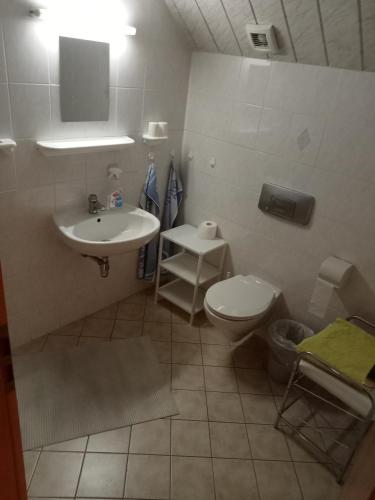 Appartement Übernachtungszimmer 1 Schwarzenberger Straße 11 Schlettau