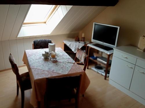 Appartement Übernachtungszimmer 2 11 Schwarzenberger Straße Schlettau