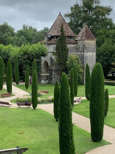 Un nid pour vous, courts séjours ou cures Cazaubon france