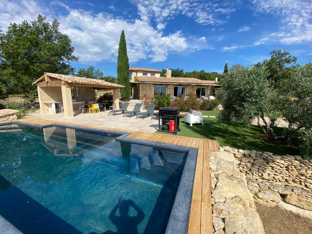 Villa Un petit paradis en Provence dans le Luberon Chemin de Châteauneuf, 04300 Mane