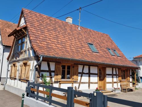 Une Maison à Colombages - Cosy, Lumineuse et Sauna Kesseldorf france