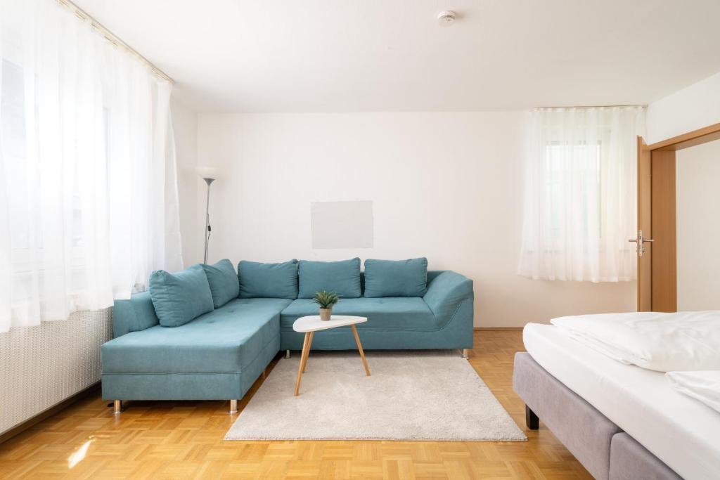 Appartement UNIQUE: 2 Zi. Wohnung im Herzen von Schwenningen mit Terasse EG 4 Mühlweg, 78054 Villingen-Schwenningen