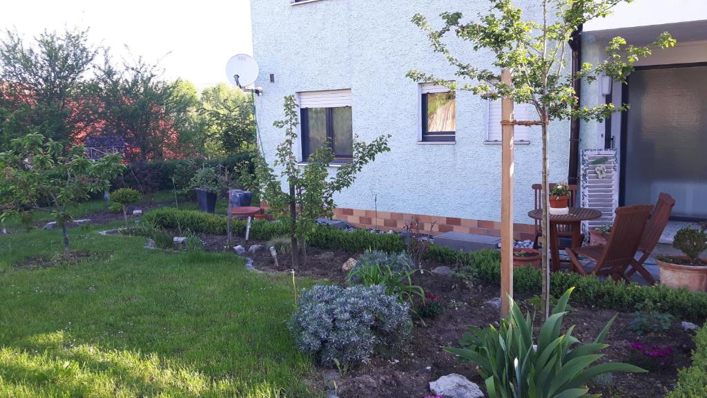 Appartement Unique Appartement Sulzfeld am Main 2 Am Uptal, 97320 Sulzfeld am Main