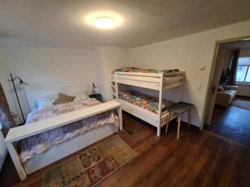 Appartement Urlaub am Mittelpunkt. Neue Ferienwohung im alten Mehlager 13 Hauptstraße Niederdorla