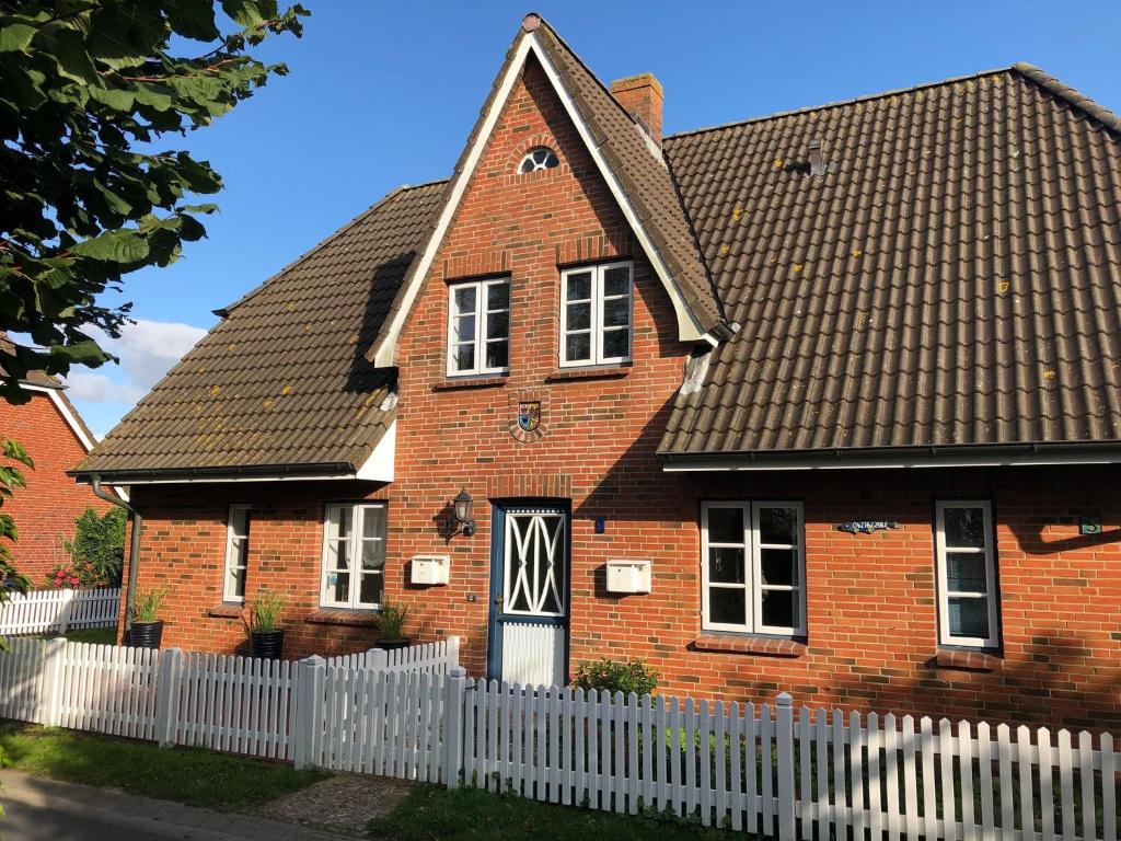 Maison de vacances Üüs letj Hüs Hardesweg 5, 25938 Wrixum