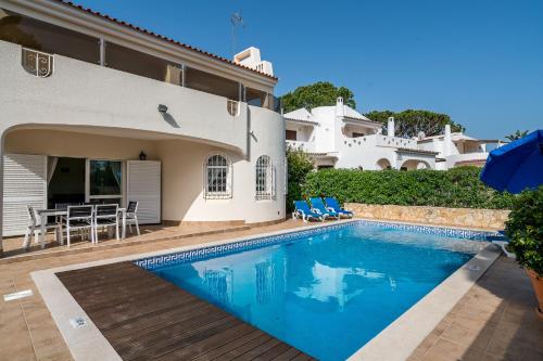 V4 Villa Miera, PISCINA, PRAIAS E CAMPOS DE GOLFE Vilamoura portugal