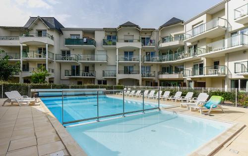 Appart'hôtel Vacancéole - Les Jardins de l'Amirauté 20 rue Joseph Benatier Les Sables dʼOlonne