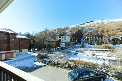 Appartements Vacancéole - Résidence Saint Christophe 2 Rue de La Claparelle Les Deux Alpes