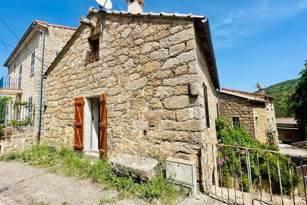 Appartement VACANCES PAISIBLES à 4 Gîte 60 m avec JARDIN ! 1 route de pietrosella, 20166 Pietrosella