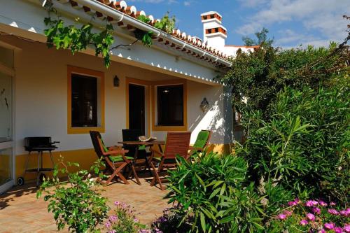 Vale do Guizo: Casa Poente on the contryside, close by the sea. Aljezur portugal