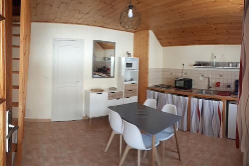 Appartement Vallée de la Clarée Rental for 4 people in Val-des-Prés \ 57 route de la clarée Le Rosier Val-des-Prés