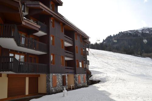 Valmorel Studio Skis aux pieds Valmorel france