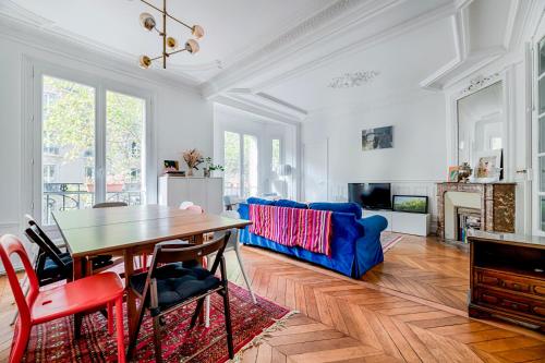 Appartement Veeve - A Touch of Sapphire Avenue Ledru Rollin Paris