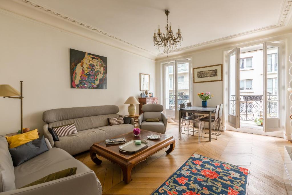 Appartement Veeve - Ambassador Hideaway rue Weber, 75116 Paris