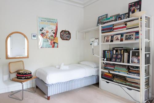 Maison de vacances Veeve - Charming Townhouse near Parc Montsouris rue d'Alesia Paris