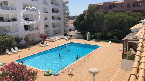 Appartement Velamar Praia 411 - 300m da praia 52 Rua Columbano Bordalo Pinheiro Apartamento 411, 2ºandar Albufeira