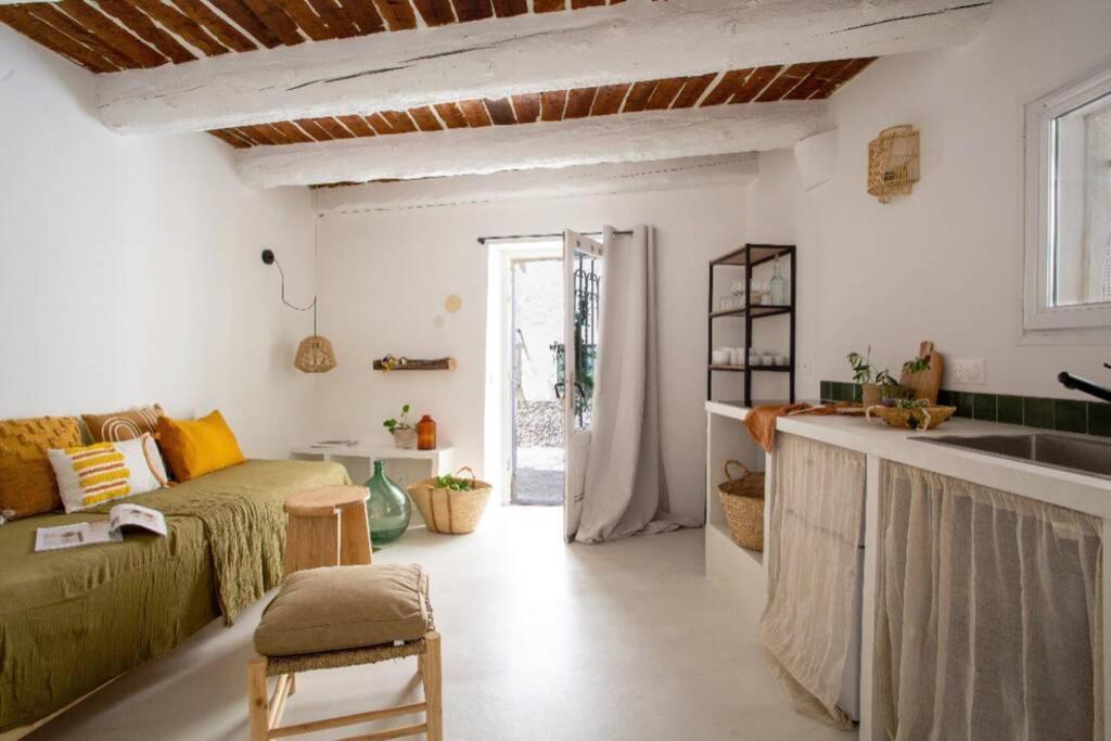 Appartement Vieil Antibes, plage de sable, avec parking 4 bis Rue de la Baume, 06600 Antibes