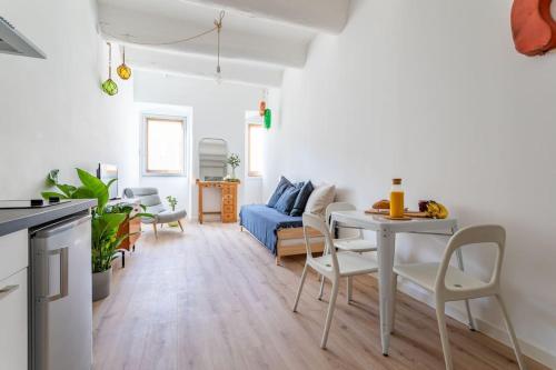 Appartement Vieux Port : Le Pavillon 7 Rue de la Paix Marcel Paul Marseille