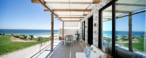 Vila Marina by Sevencollection Salema portugal