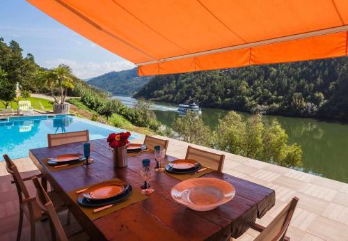 Maison de vacances Vila Spa Douro Piscina e acesso privado rio Douro rua da foz, Quinta do Arnado São Lourenço do Douro