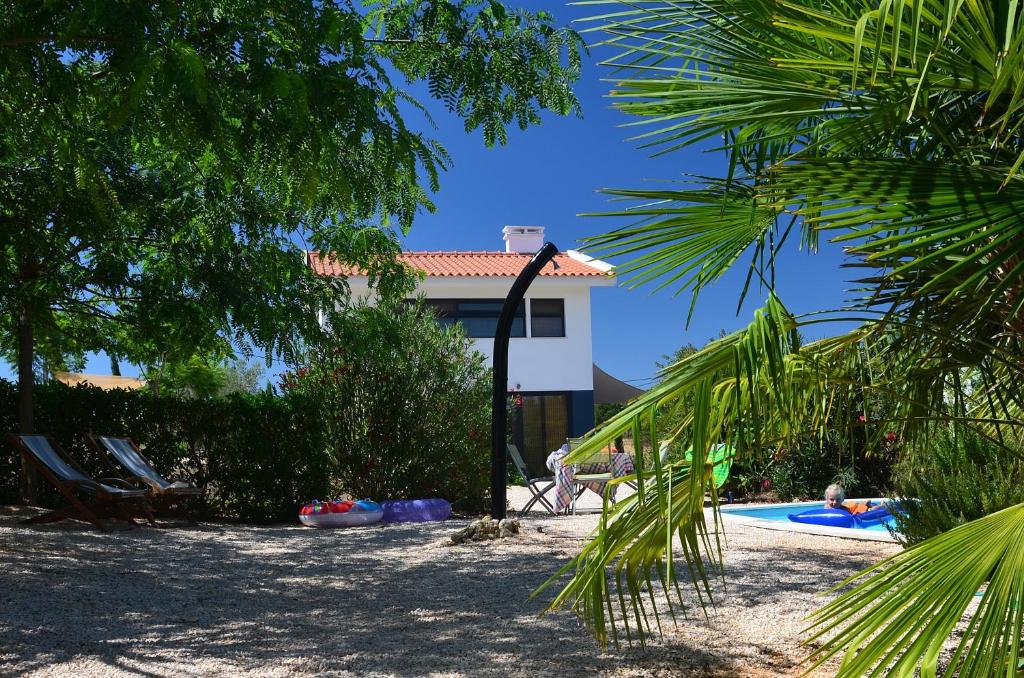 Maisons de vacances Vila Valmonte Caixa postal 67, 7900-112 Monte da Pedra Alva