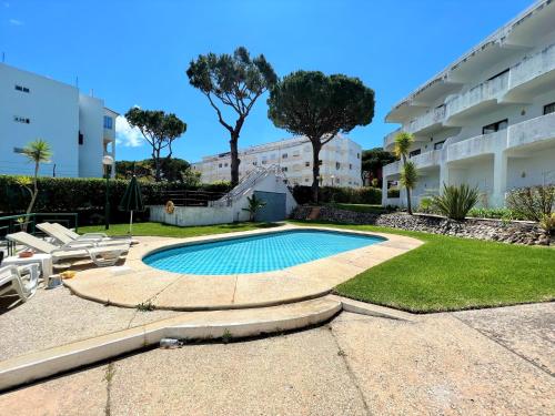 Vilamoura Cosy 3 With Pool by Homing Vilamoura portugal