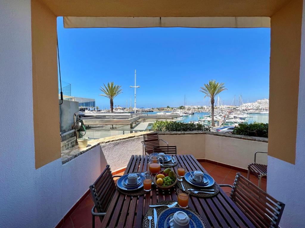 Appartement Vilamoura Marina Duplex by Homing Avenida da Marina, Marina Plaza, 28, 8125-403 Vilamoura