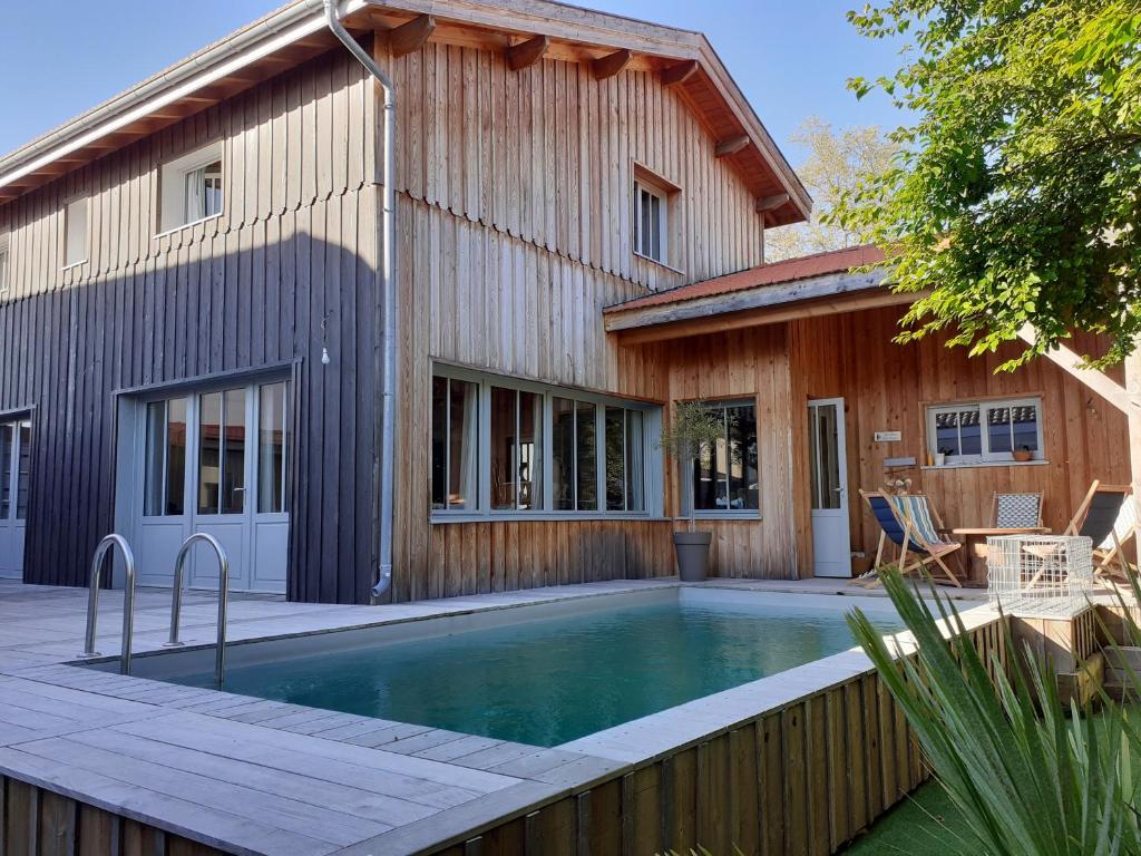 \ Avenue du Bois, 33510 Andernos-les-Bains