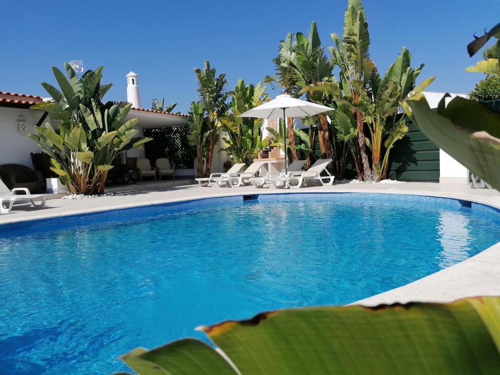 Villa Villa 15, very cozy on Oura beach, Albufeira Rua Silva Porto, 15, 8200-288 Albufeira