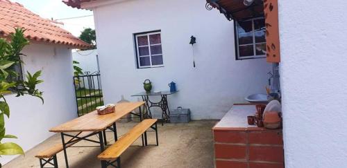 3 bedrooms villa with furnished garden and wifi at Alcobaca 9 km away from the beach