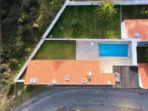 4 bedroom Luxury Villa - riverside & beachside