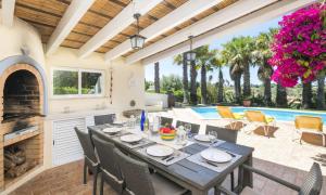 4 bedrooms villa with city view private pool and enclosed garden at Carvoeiro 2 km away from the beach