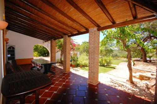 4 bedrooms villa with lake view private pool and jacuzzi at Tavira