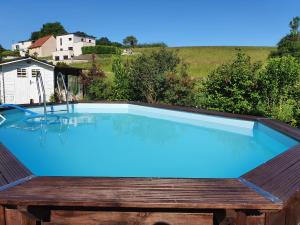 4 chambres cosy dans villa plain-pied 105m2 avc piscine à Montfaucon
