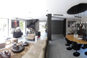 5 Star villa in St Raphael Cote D Azur near beach