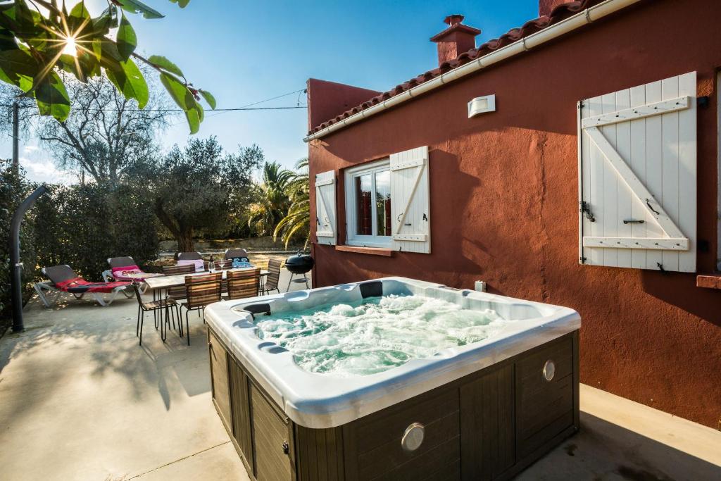 Villa 66A4 - Villa Paradis - jacuzzi - jardin 1000m2 Chemin de la Salanque 66700 Argelès-sur-Mer