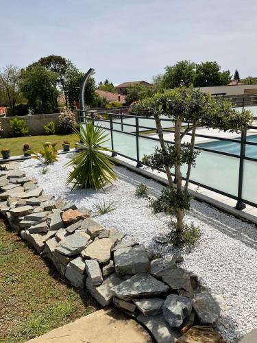 A 700m de la plage,villa avec piscine