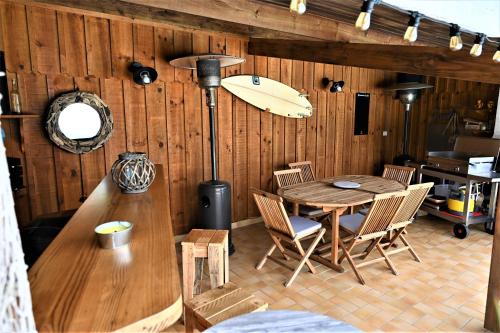 A la maison du Bonheur