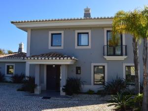 Villa A modern highly luxurious 4 bedroom villa with swimming pool near Carvoeiro  8400-564 Carvoeiro Algarve
