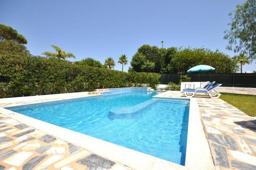A super little villa for small parties set in a beautiful....
