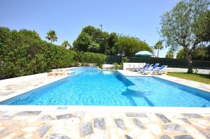 A super little villa for small parties set in a beautiful....