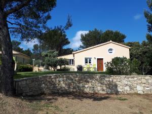 Villa ACCENT IMMOBILIER Villa neuve wifi gratuit piscine de la pierre plantée 13660 Orgon Provence-Alpes-Côte d\'Azur