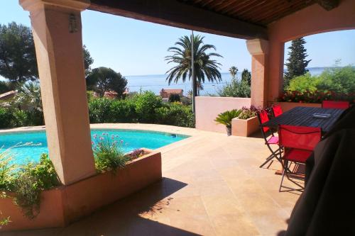 ACTINIES 2473 villa
