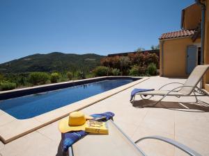 Villa Adorable Villa with in Roquebrun Swimming Pool  34460 Roquebrun Languedoc-Roussillon