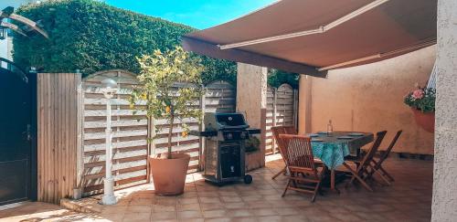 Agréable maison avec grande terrasse au calme