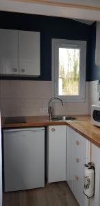 Agréable petite maison avec jardin et parking