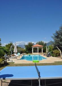 Aile de villa climatisée avec piscine